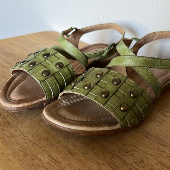 Jafa 124 Green Studded Toe Sandals Size 37 - Picture 6 of 8